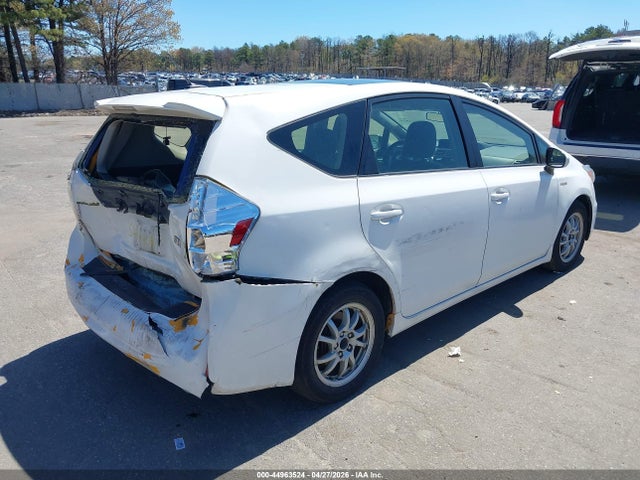 Toyota Prius v Three