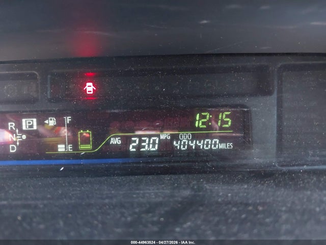 Toyota Prius v Three