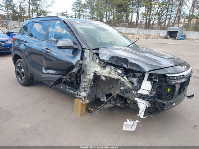 Salvage Kia Seltos Image