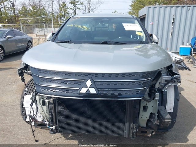 Mitsubishi Outlander Es 2.5 S-awc