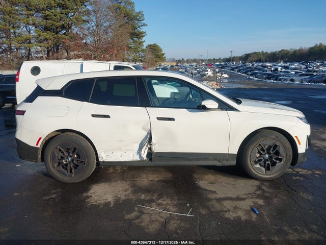 BMW iX Xdrive50
