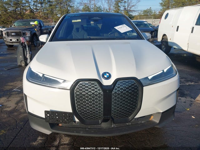 BMW iX Xdrive50