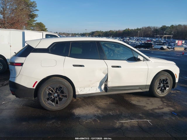 BMW iX Xdrive50
