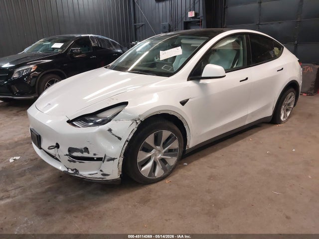 Tesla Model Y Long Range Dual Motor All-wheel Drive