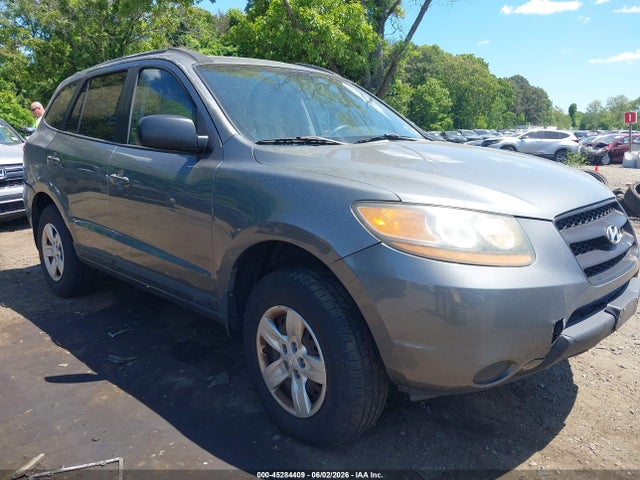 Salvage Hyundai SANTA FE Image