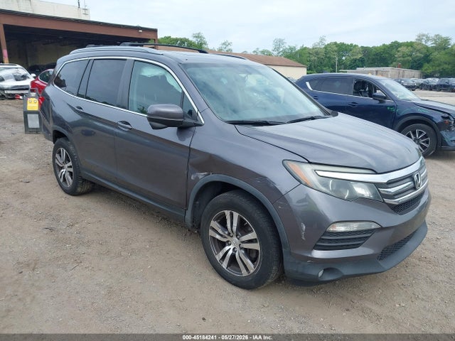Salvage Honda Pilot Image