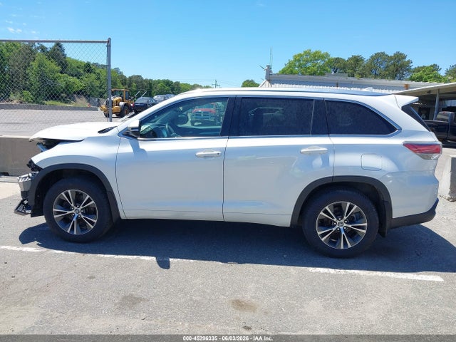 Toyota Highlander Xle V6