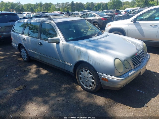 Salvage Mercedes-Benz E-Class Image
