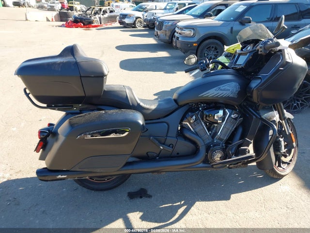 Indian Motorcycle Co. Challenger Dark Horse