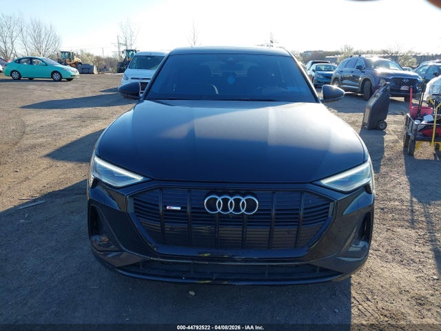 Audi e-tron Premium Plus Quattro