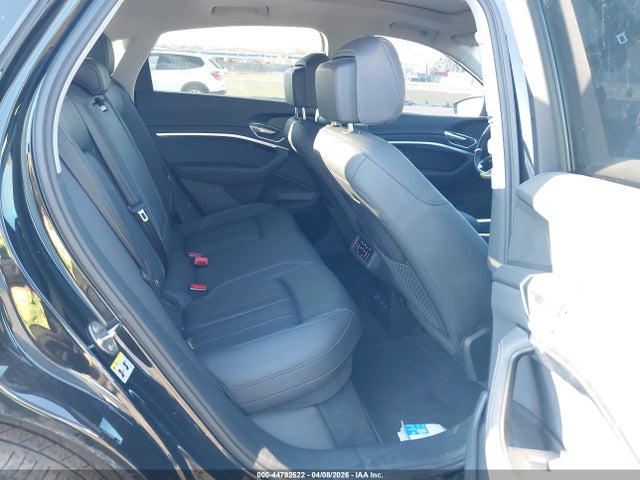 Audi e-tron Premium Plus Quattro