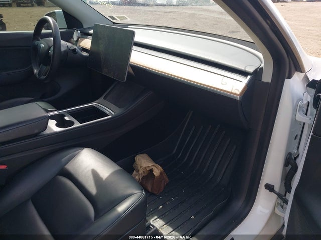 Tesla Model Y Long Range Dual Motor All-wheel Drive