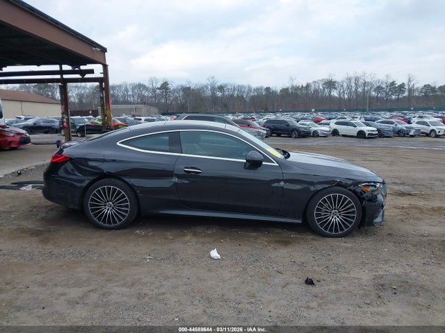 Mercedes-Benz C-Class 4matic
