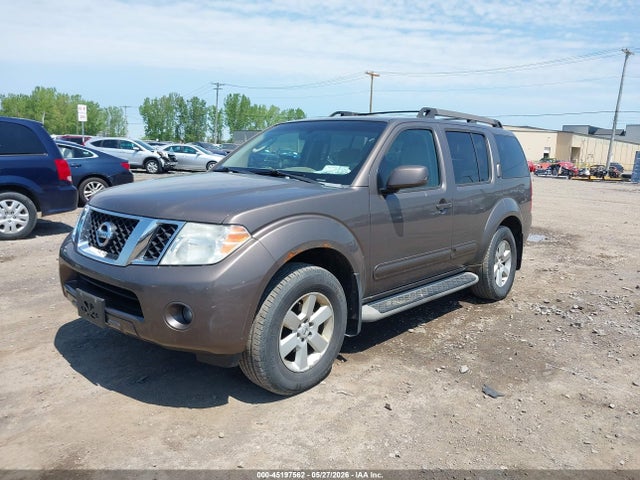 Nissan Pathfinder Se