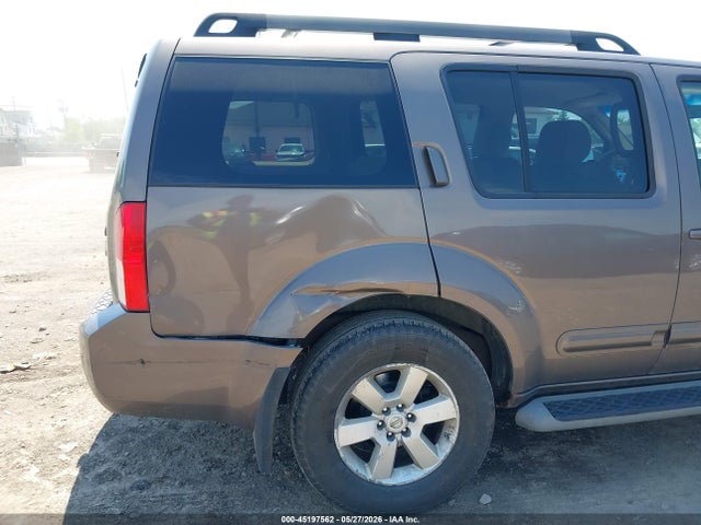 Nissan Pathfinder Se