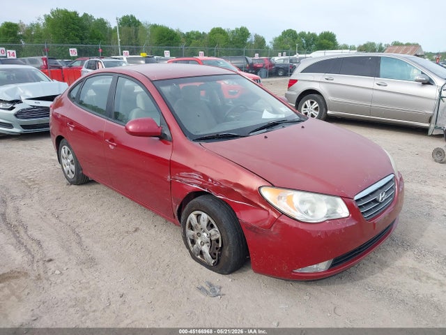 Salvage Hyundai ELANTRA Image