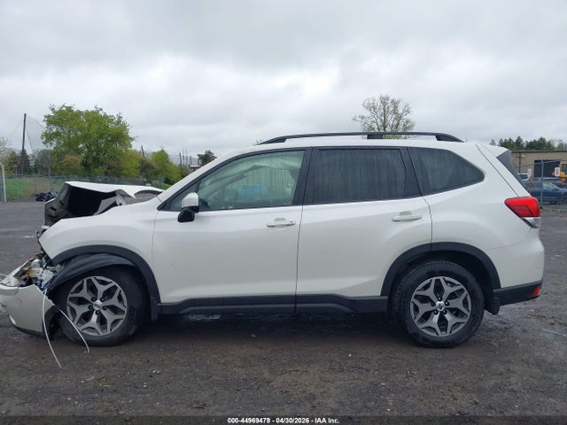 Subaru Forester Premium
