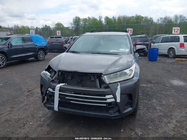 Toyota Highlander Le