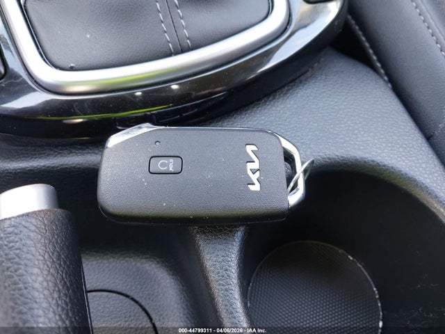 Kia Seltos S