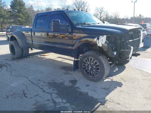 Salvage Ford F-350 Image
