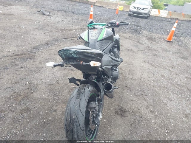 Kawasaki Zr800 B