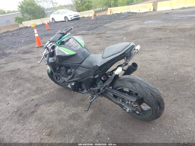 Kawasaki Zr800 B