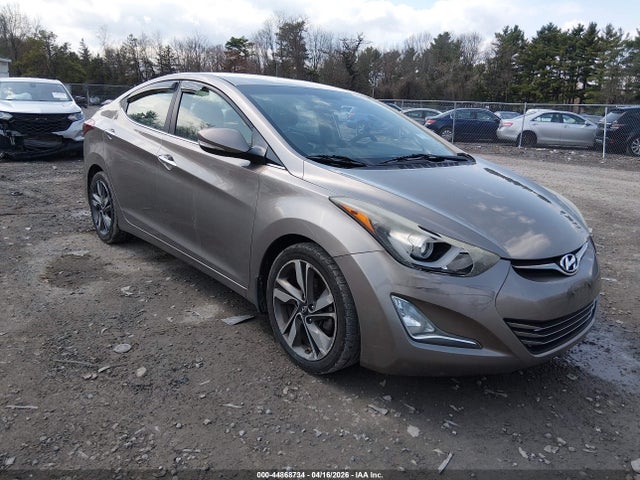 Salvage Hyundai ELANTRA Image