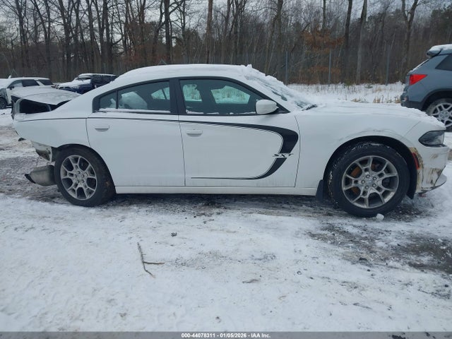 Dodge Charger Sxt