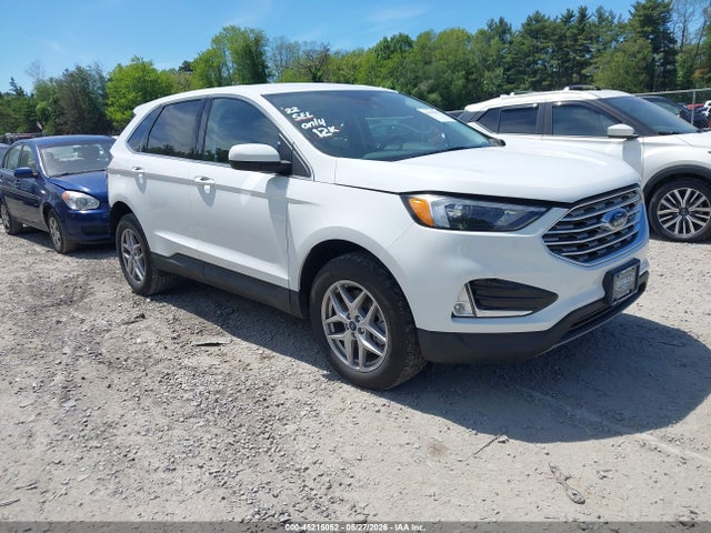 Salvage Ford Edge Image