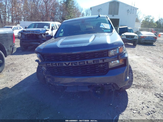 Chevrolet Silverado 1500 4wd  Standard Bed Custom