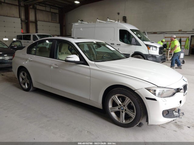 Salvage BMW 3 Series Image