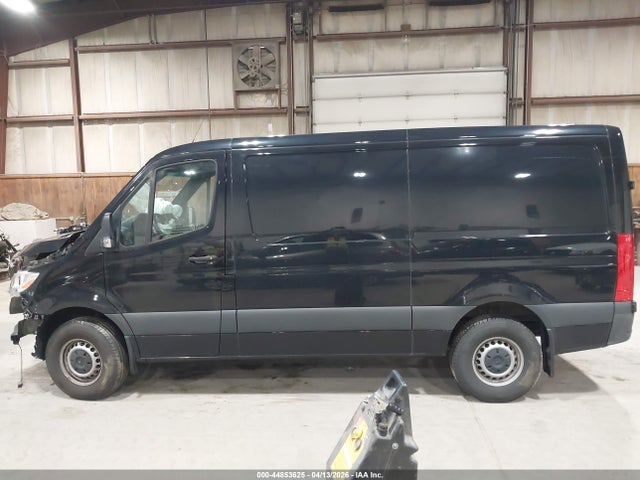 Mercedes-Benz Sprinter 2500 Standard Roof I4