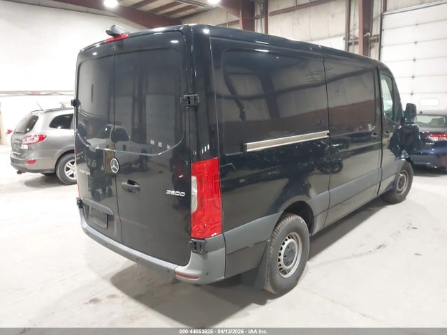 Mercedes-Benz Sprinter 2500 Standard Roof I4