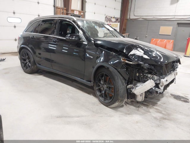 Salvage Mercedes-Benz GLC Image