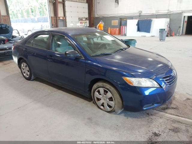 Salvage Toyota Camry Image
