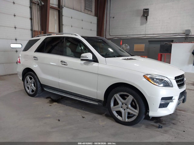 Salvage Mercedes-Benz M-Class Image