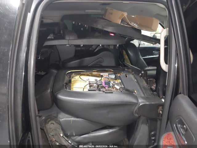 Chevrolet Suburban 1500 Lt