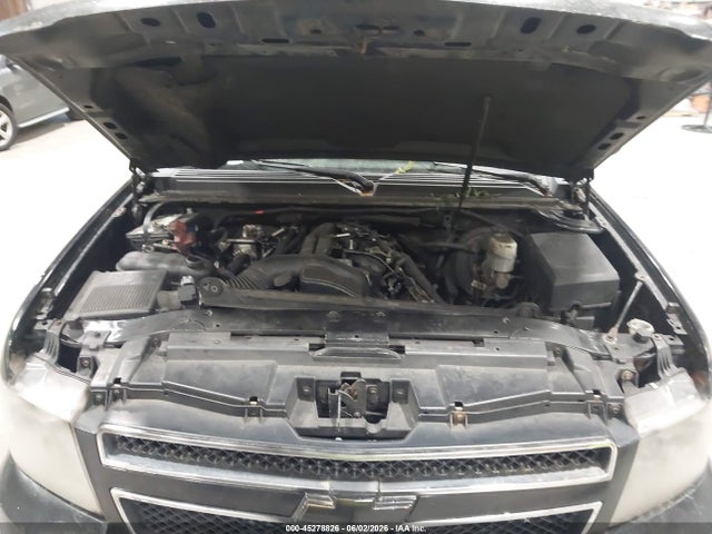 Chevrolet Suburban 1500 Lt