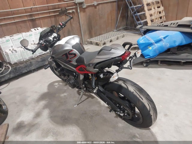 Triumph Street Triple Rs