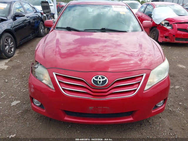 Toyota Camry Xle V6
