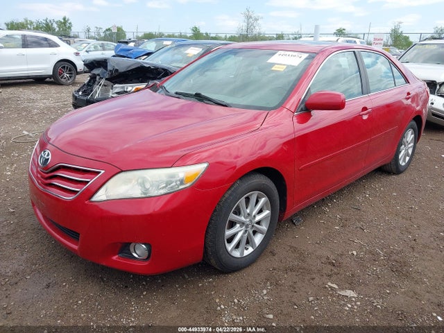 Toyota Camry Xle V6