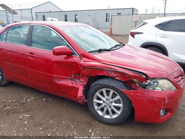Toyota Camry Xle V6