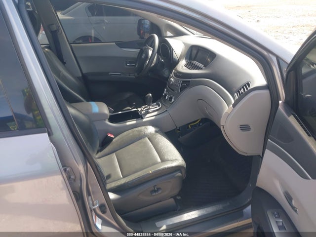 Subaru Tribeca Limited 5-passenger