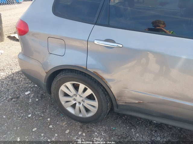 Subaru Tribeca Limited 5-passenger