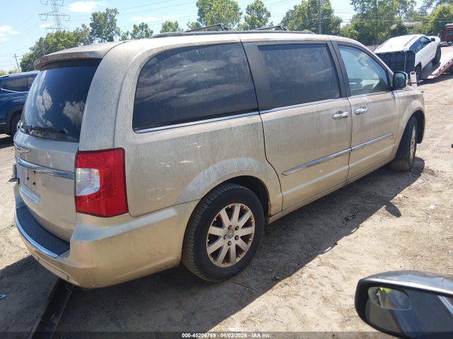 Chrysler Town & Country Touring-l