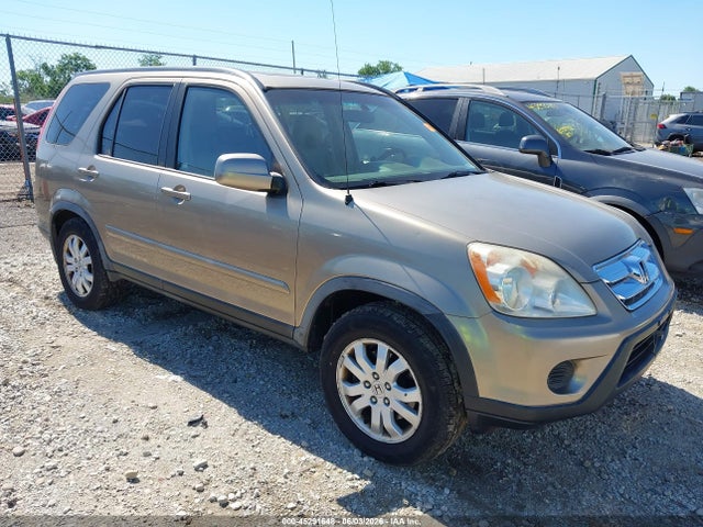 Salvage Honda CR-V Image