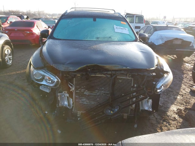INFINITI JX35