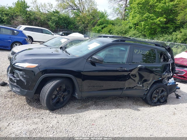 Jeep Cherokee Altitude 4x4