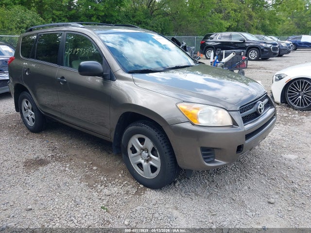 Salvage Toyota RAV4 Image