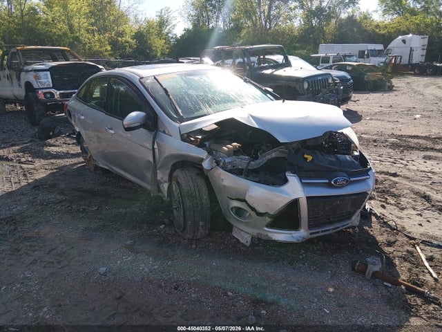 Salvage Ford Focus Image